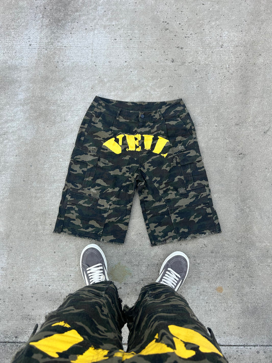 VEIL "CAMO" JORTS